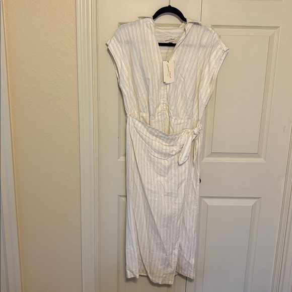 Women’s Short Sleeve Wrap Waist Midi Shirtdress Universal Thread Cream - Picture 4 of 6